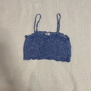 Elegant Blue Patterned Crop Top